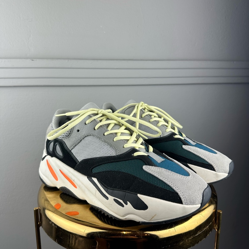 Yeezy Waverunner 750